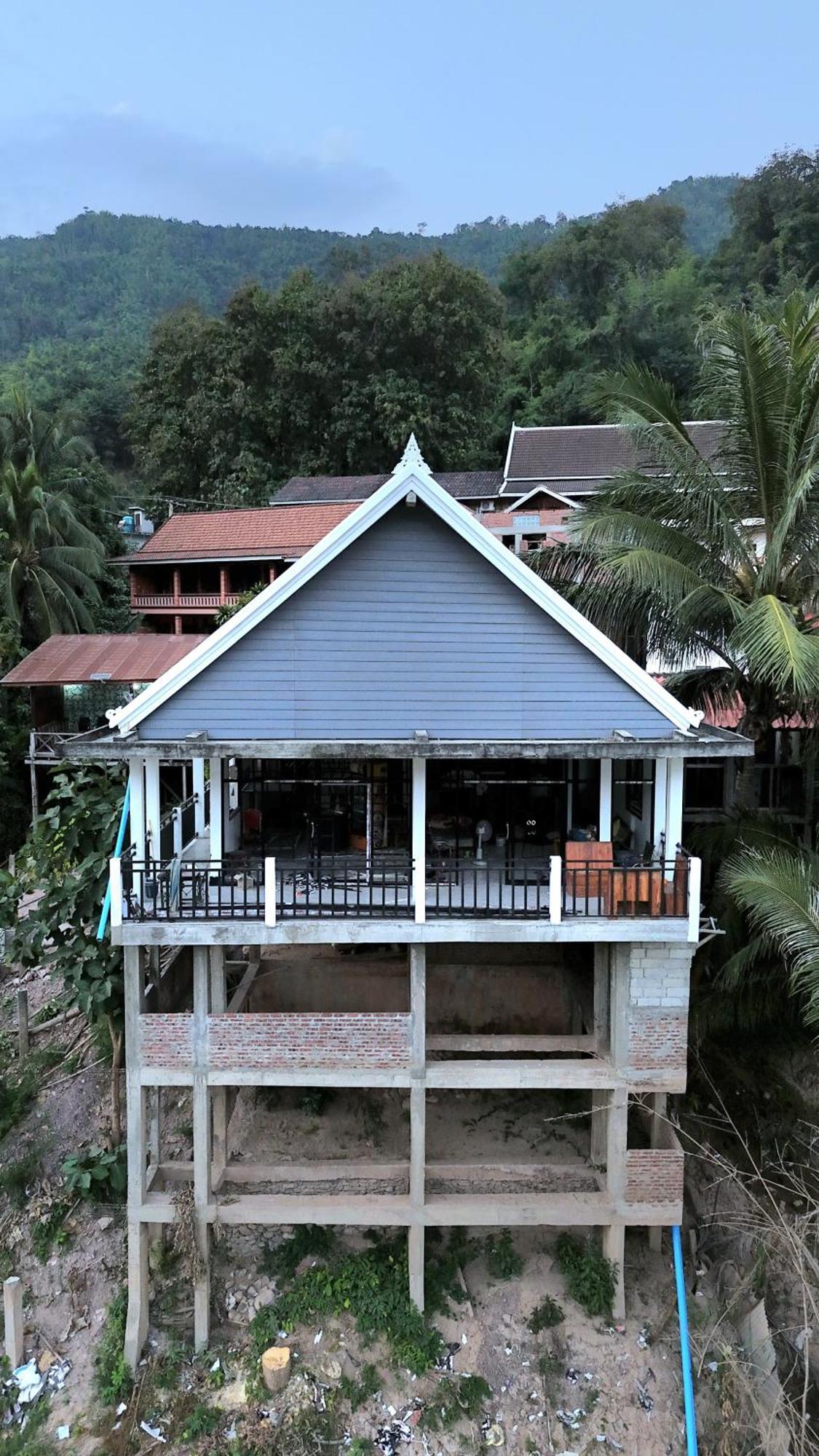 Inn Riverside Hostel Pb Muang Pakbèng Extérieur photo