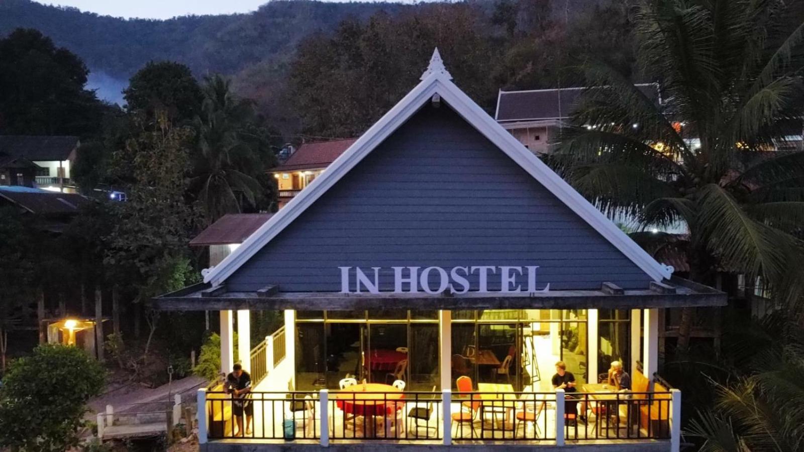 Inn Riverside Hostel Pb Muang Pakbèng Extérieur photo